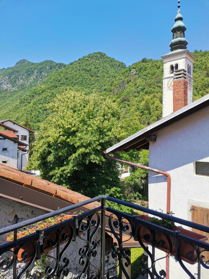 Zweibettzimmer mit Gemeinschaftsbad