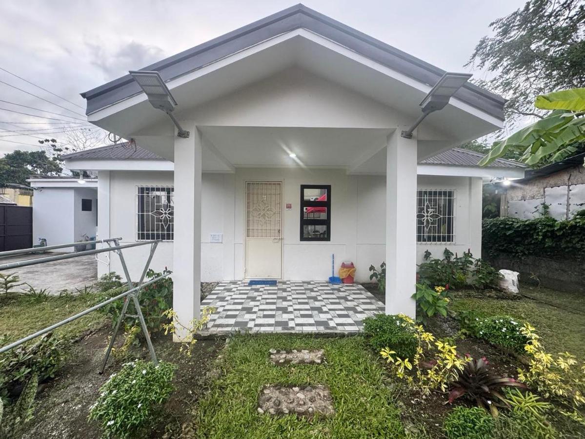 Vibrant Vibes Cozy Staycation III in Sorsogon City - B&B Sorsogon