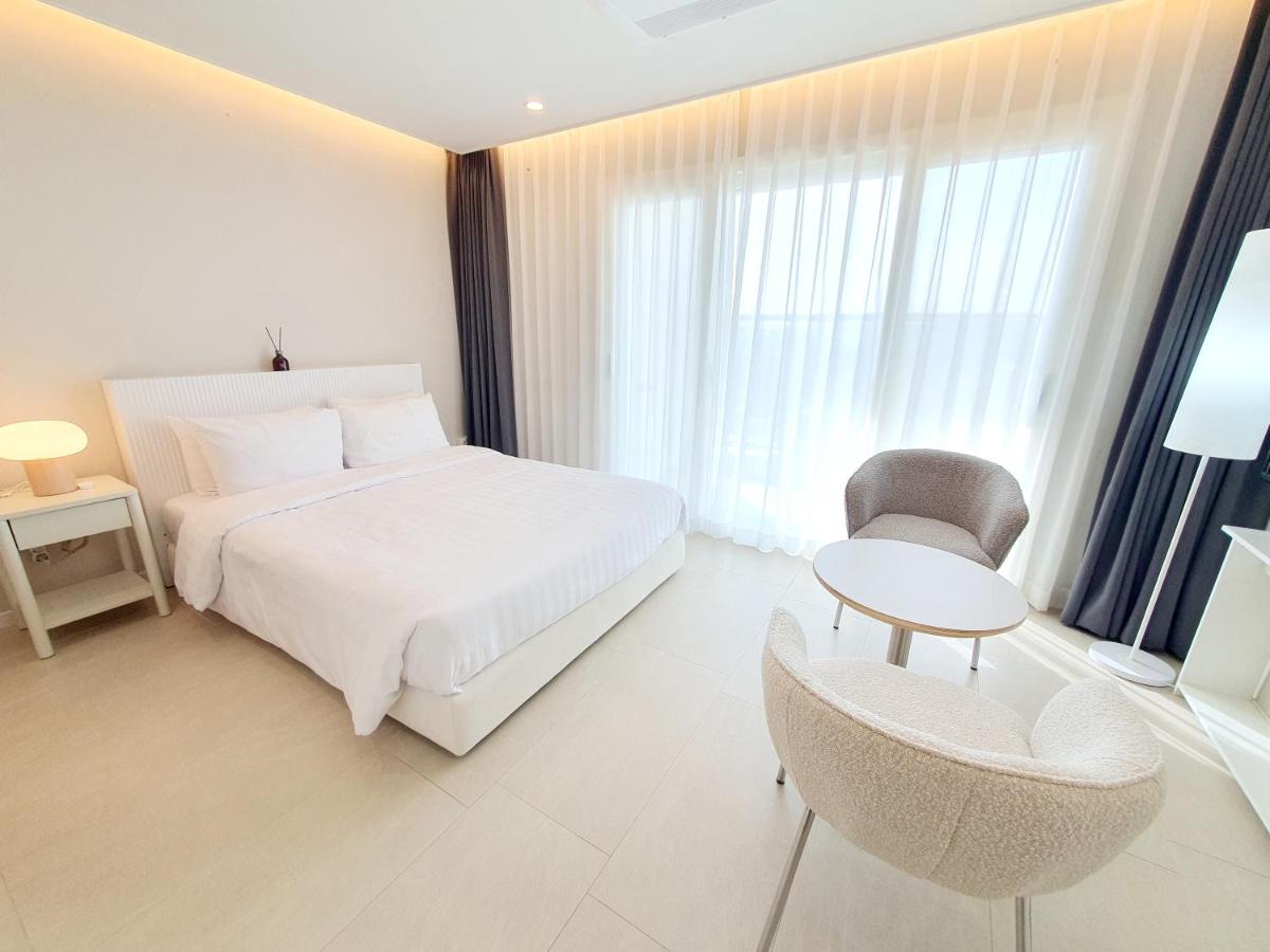 Lebleu Naksan By Orot