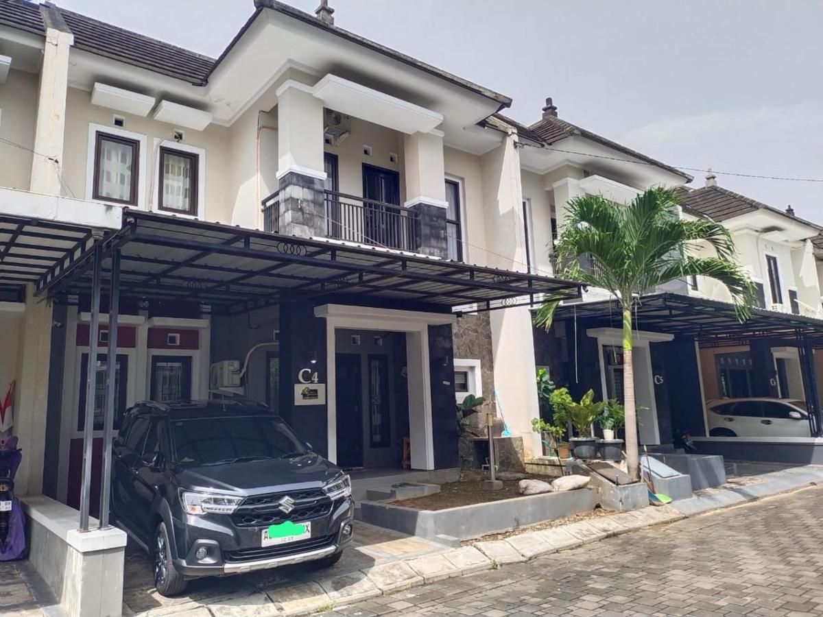 Homestay Jogja 999 - B&B Yogyakarta