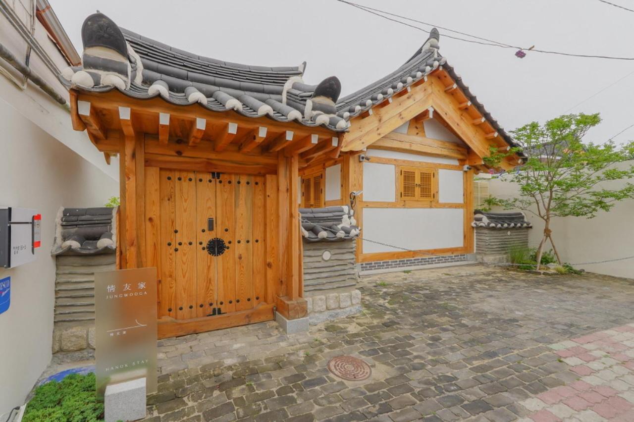 Hanok stay Jungwooga - B&B
