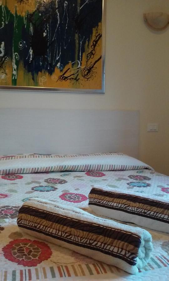 Doppel- oder Zweibettzimmer