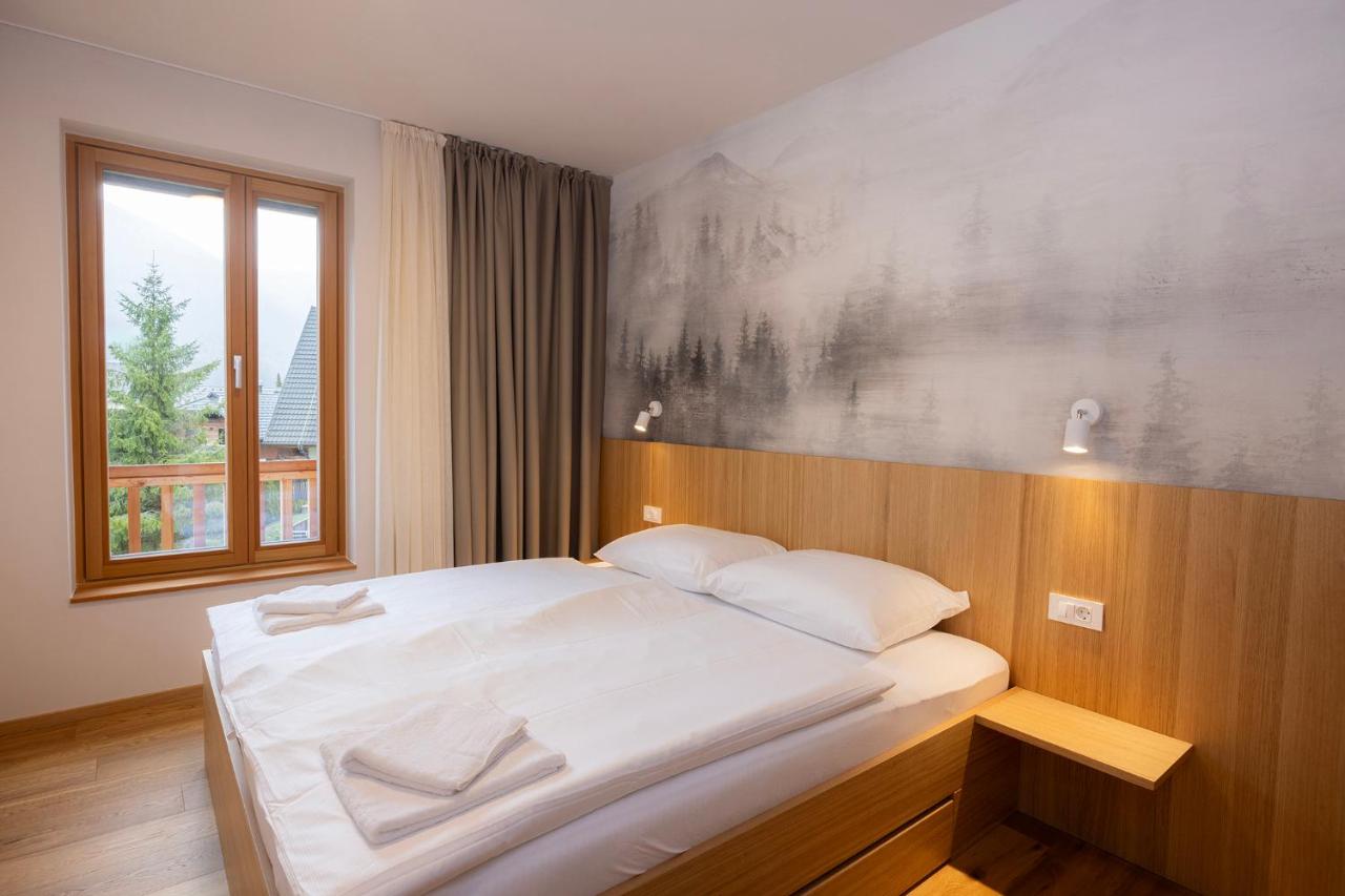 Two-Bedroom Deluxe Apartment with Balcony