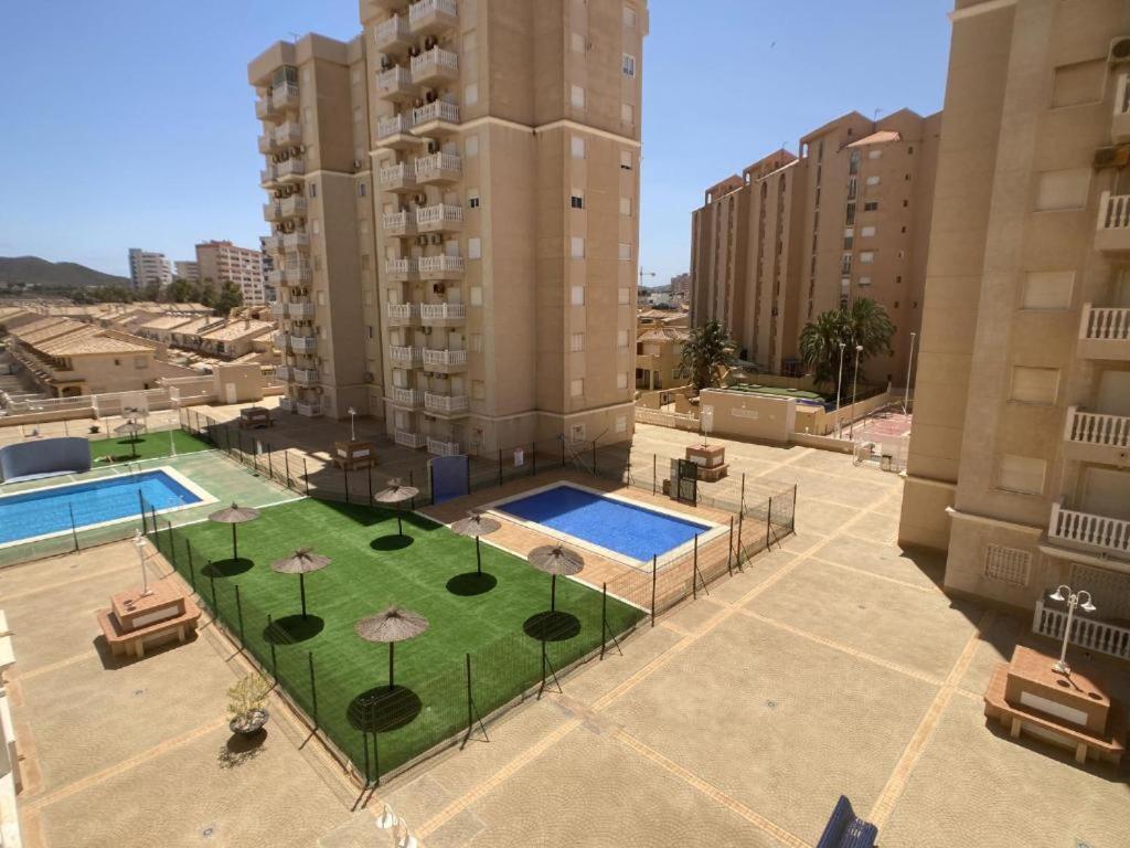 Playa Paraiso - Penthouse Apartment - Secure Free Parking and WiFi - Chambres d’hôtes Carthagène