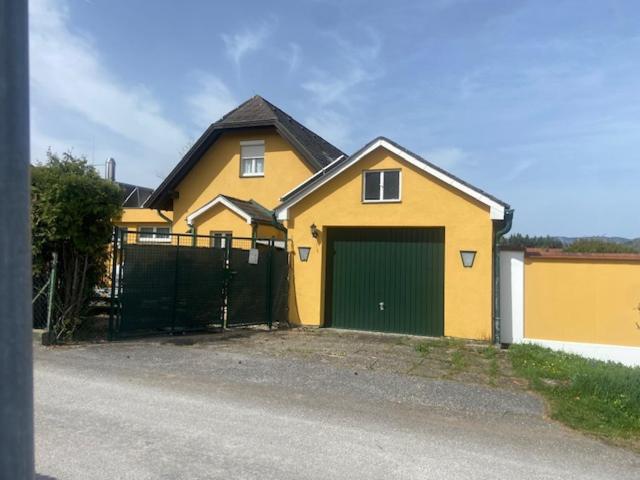 Ferienhaus Gansbach - B&B