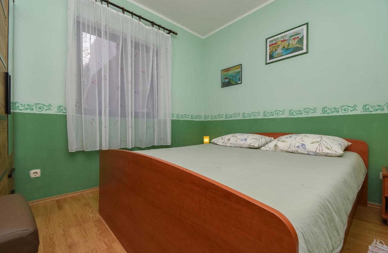 Appartement met 2 Slaapkamers en Uitzicht op Zee