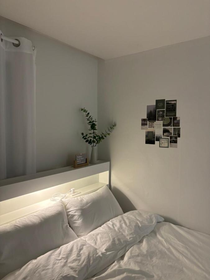 LeeLeeMate 2 rooms, 2 beds, for 4 people, 5 minutes from Mangwon Station - B&B Seoul