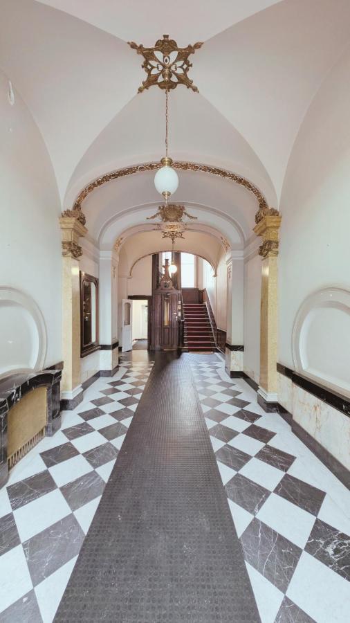 Hotel Pension Bella - Ferienwohnung