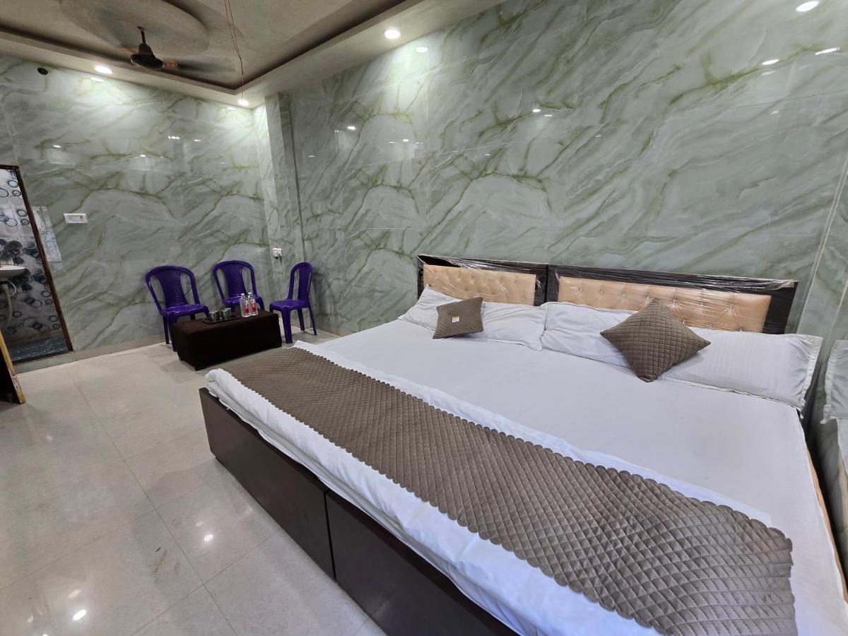 Chambre Quadruple avec Salle de Bains Privative