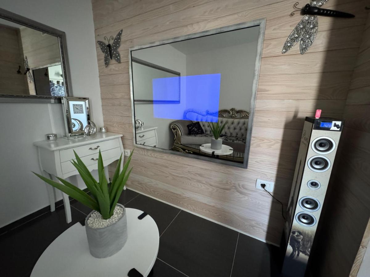 HA-LU Studio Apartman - B&B Jurdani