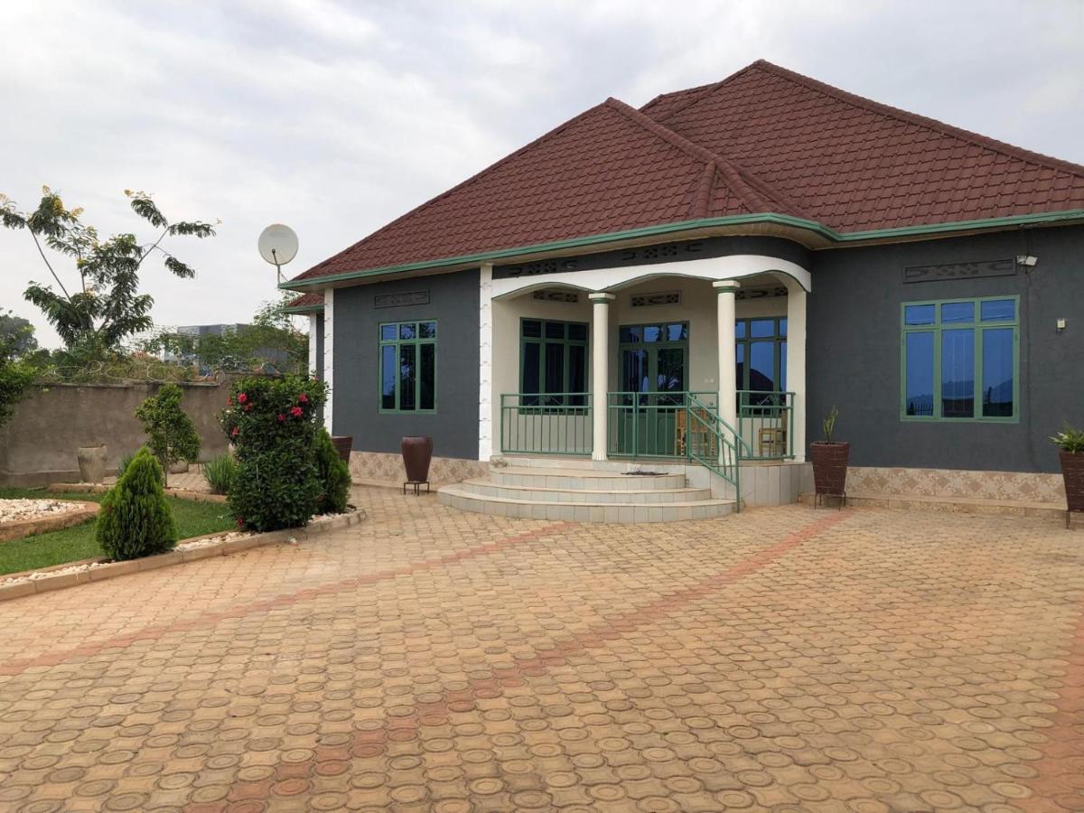 Maison Ubuntu House - B&B Kanzenze