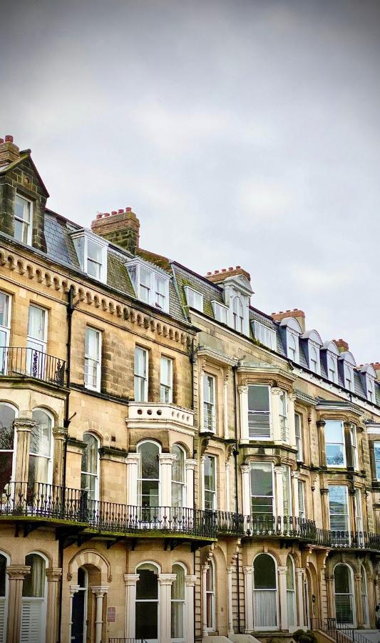 Esplanade Garden Apartment - B&B