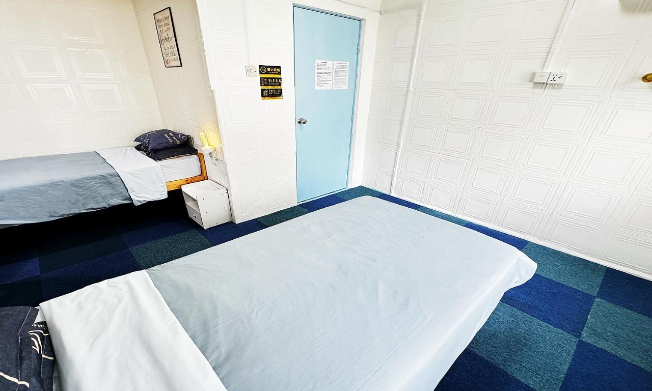 Camera Matrimoniale/Doppia con Letti Singoli con Bagno