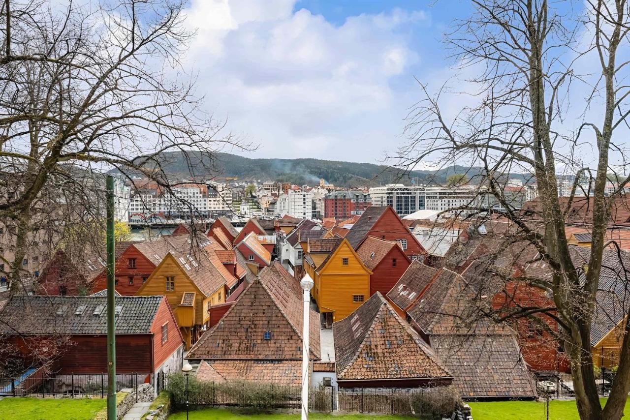 Design Apartment by Bryggen - View & Location - B&B