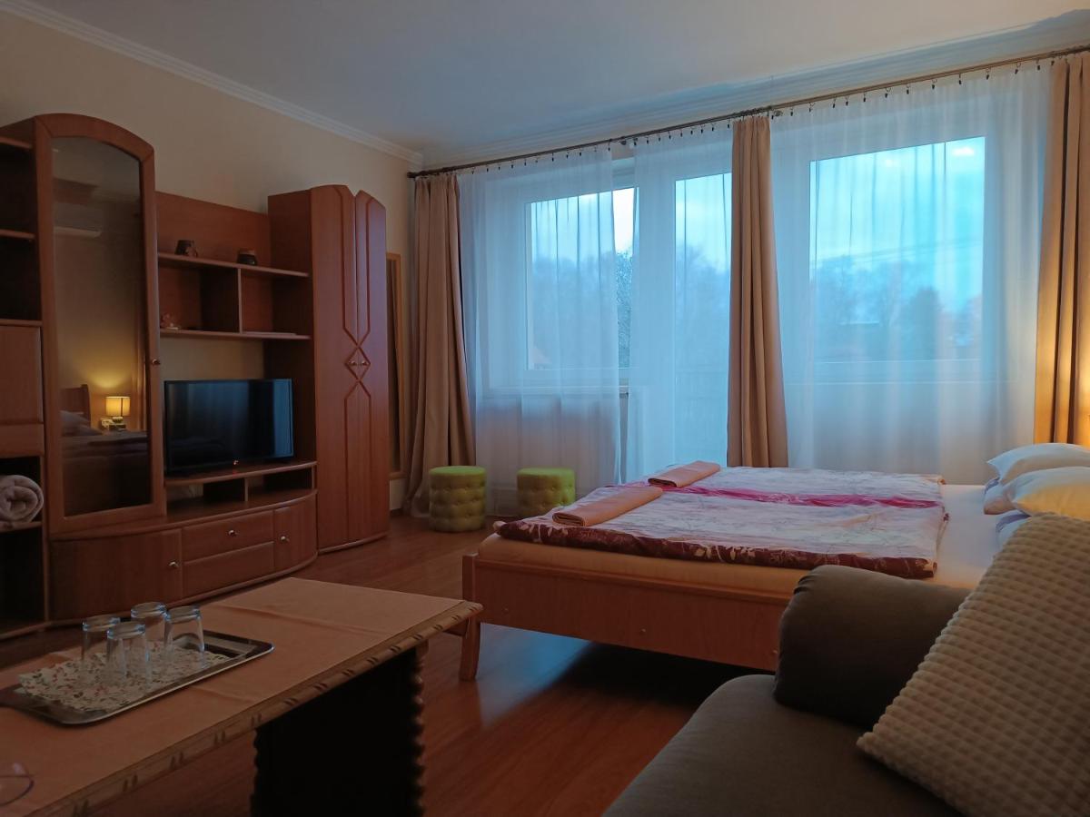 Camera Familiare con Balcone