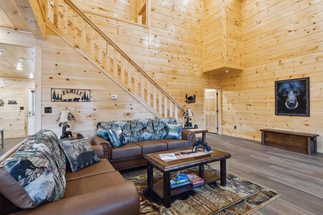Welcome to "4 Da Bears" – Your Luxurious Smoky Mountain Escape! - Chambres d’hôtes Pigeon Forge