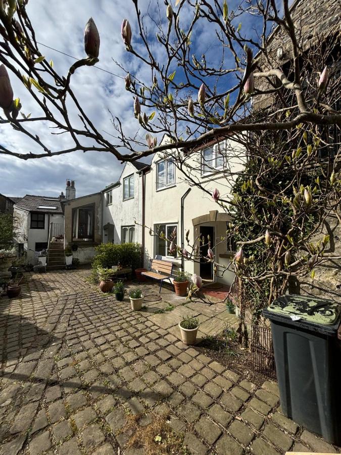 Torr Mews - B&B