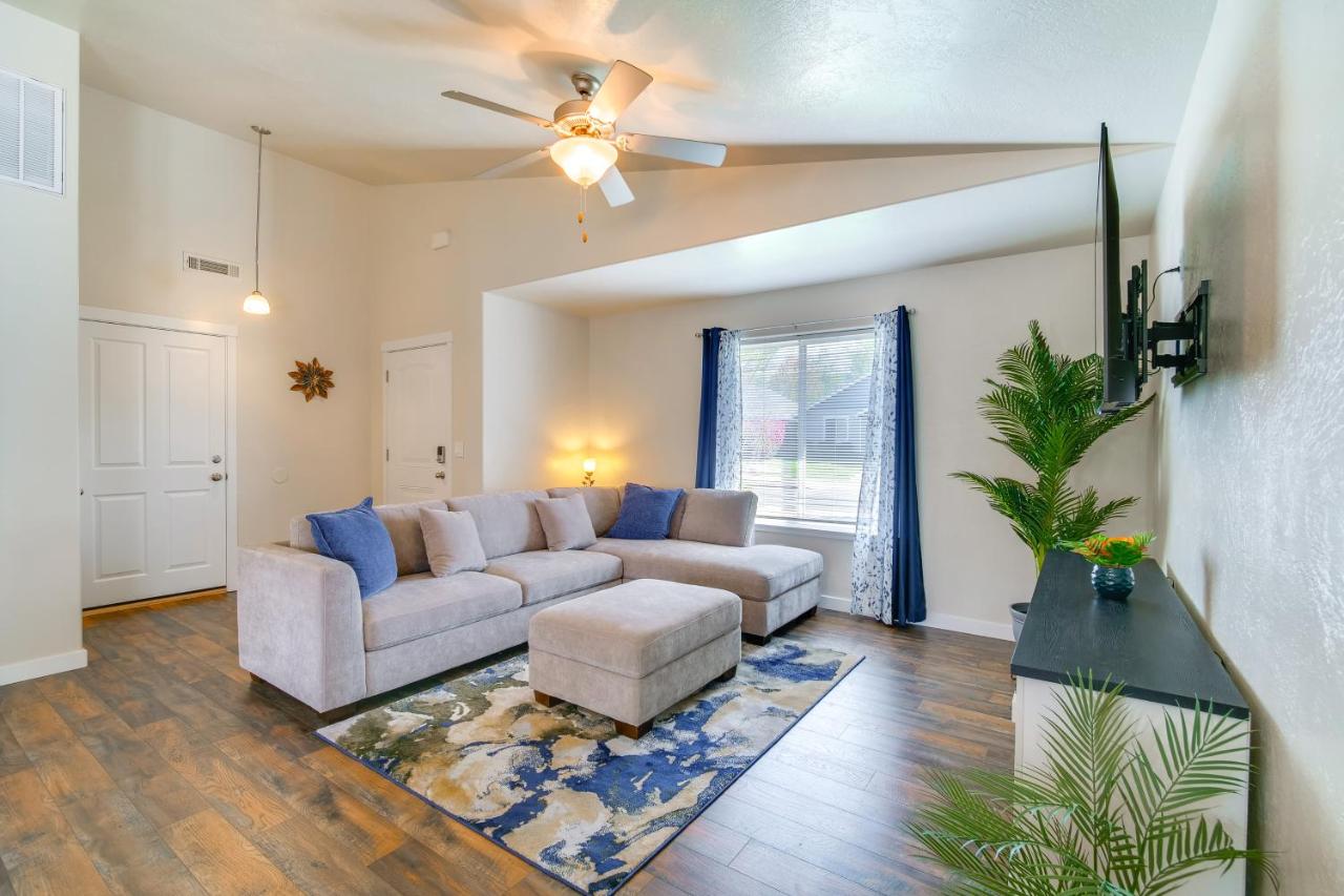 3 Mi to Riverside Park Grants Pass Getaway! - B&B Grants Pass