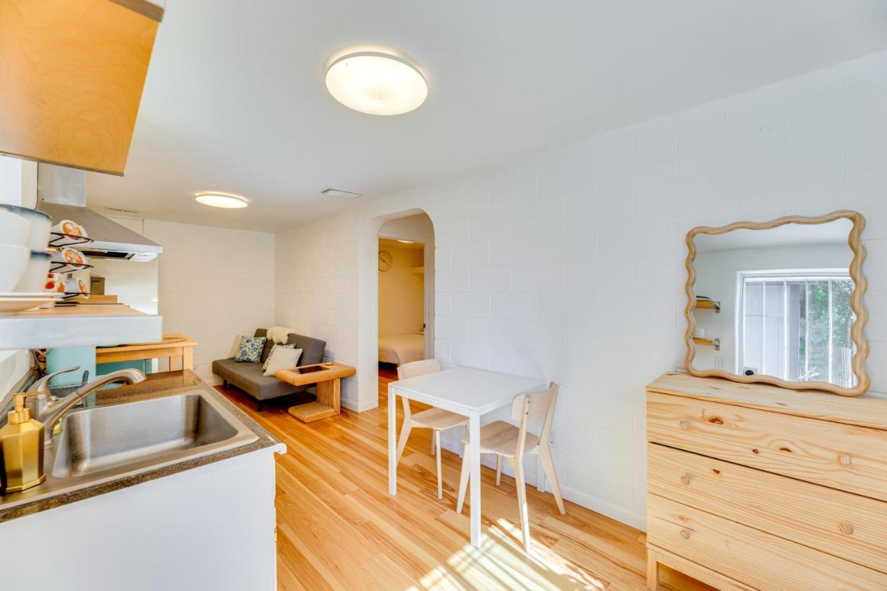 5 Mi to Dtwn Los Angeles Apt with Outdoor Space! - B&B Los Angeles