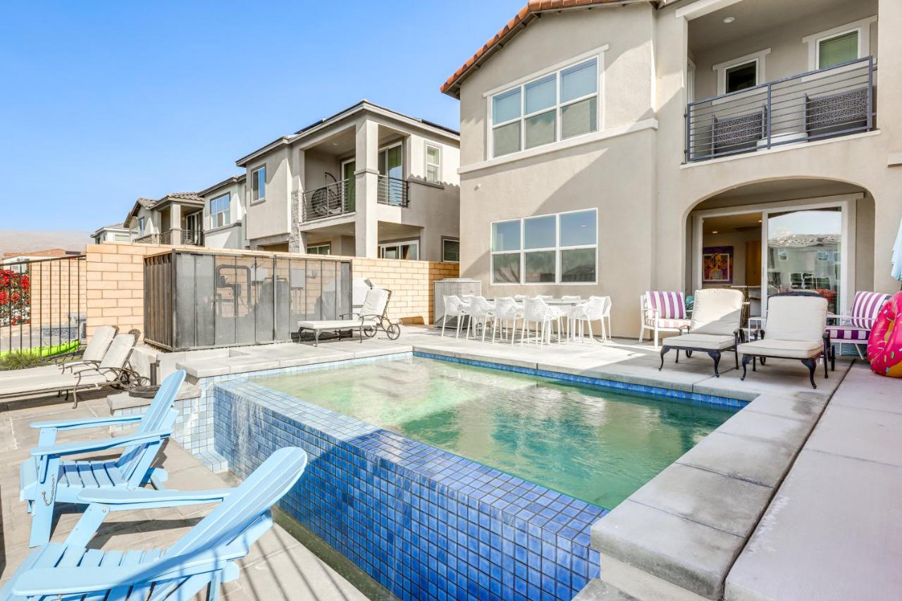 Luxe Indio Lake House 7 Mi to Coachella! - Bed and Breakfast Indio
