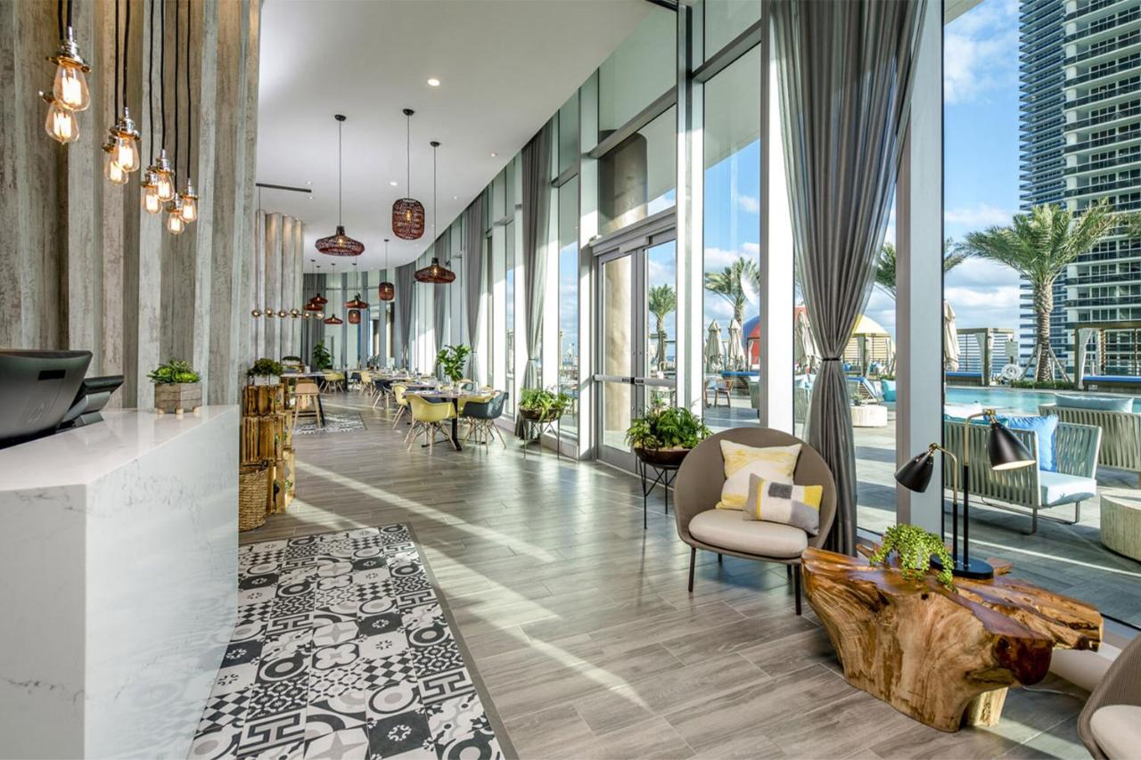 Luxury Condo with Oceanfront View in Hollywood - Chambres d’hôtes