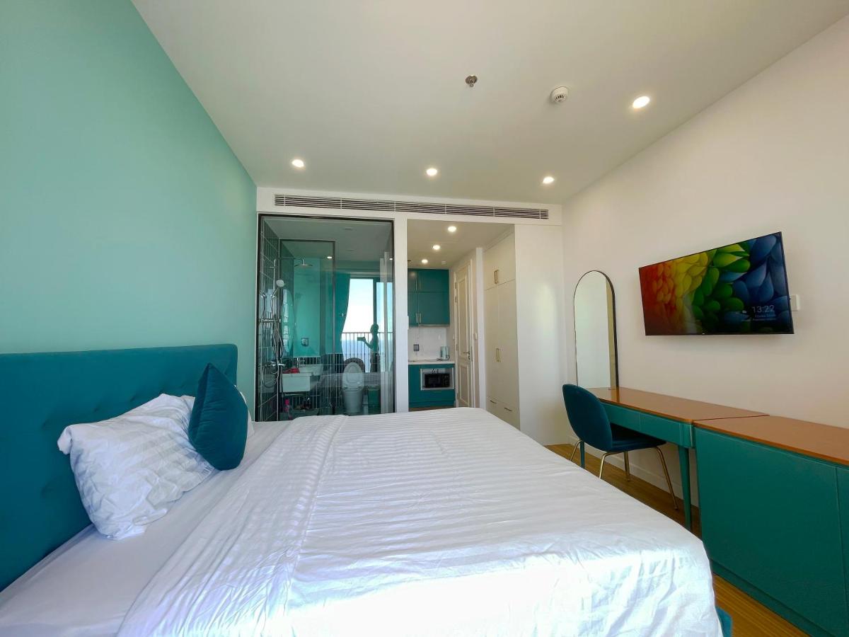 Studio with Sea View