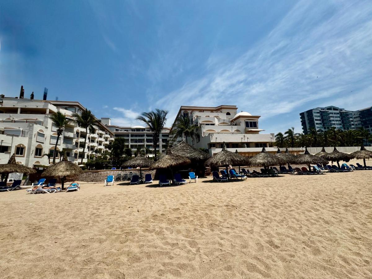 Costa Bonita Mazatlán Departamento pie de playa Beach Resort - B&B Mazatlán