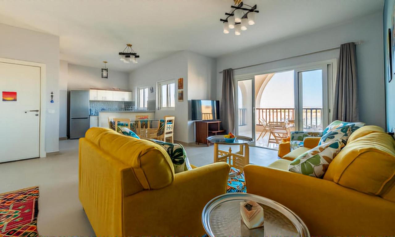 Three-Bedroom Standard Apartment