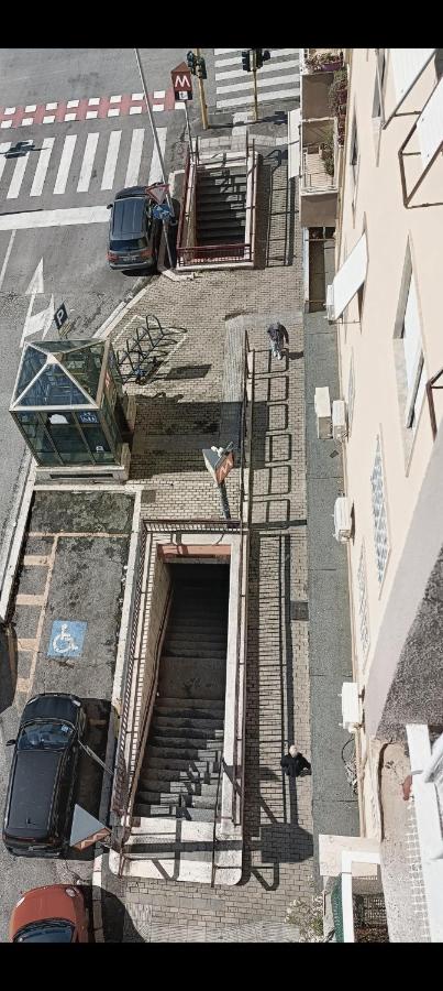 Flag Apartment - Metro A - Subaugusta - B&B Roma