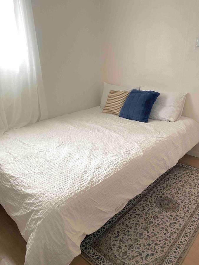 Cozy House 10min walk from Kunkuk Station line2 line7 - B&B Seul
