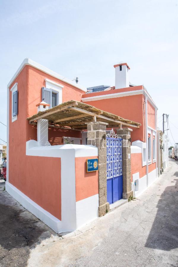 Villa Ilios - Traditional home - B&B Koskinoù