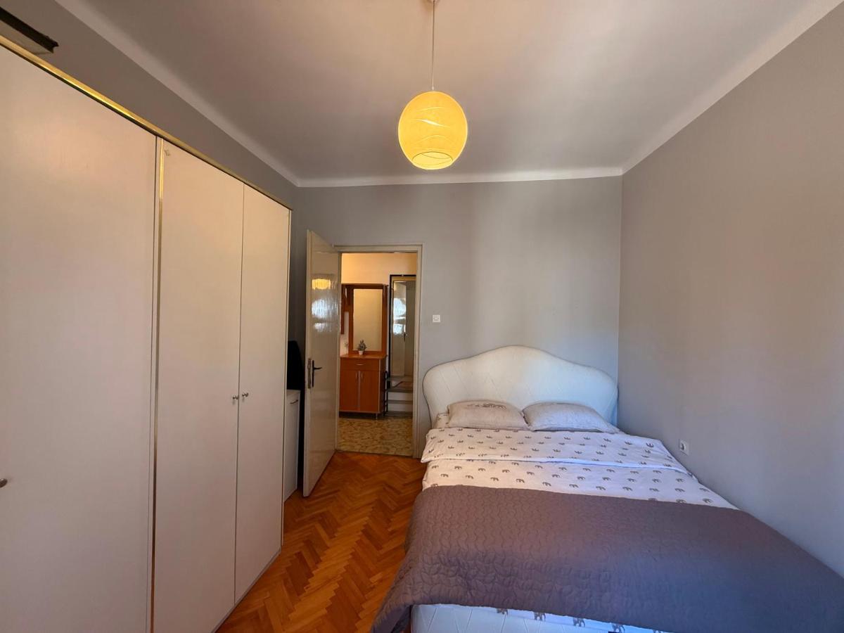 Center Square - B&B