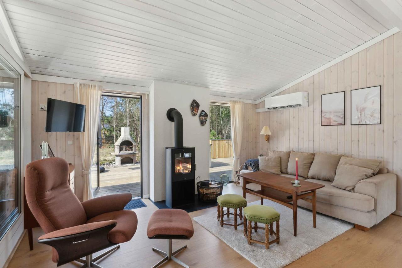 Cozy Summer House In North Jutland - B&B Jerup