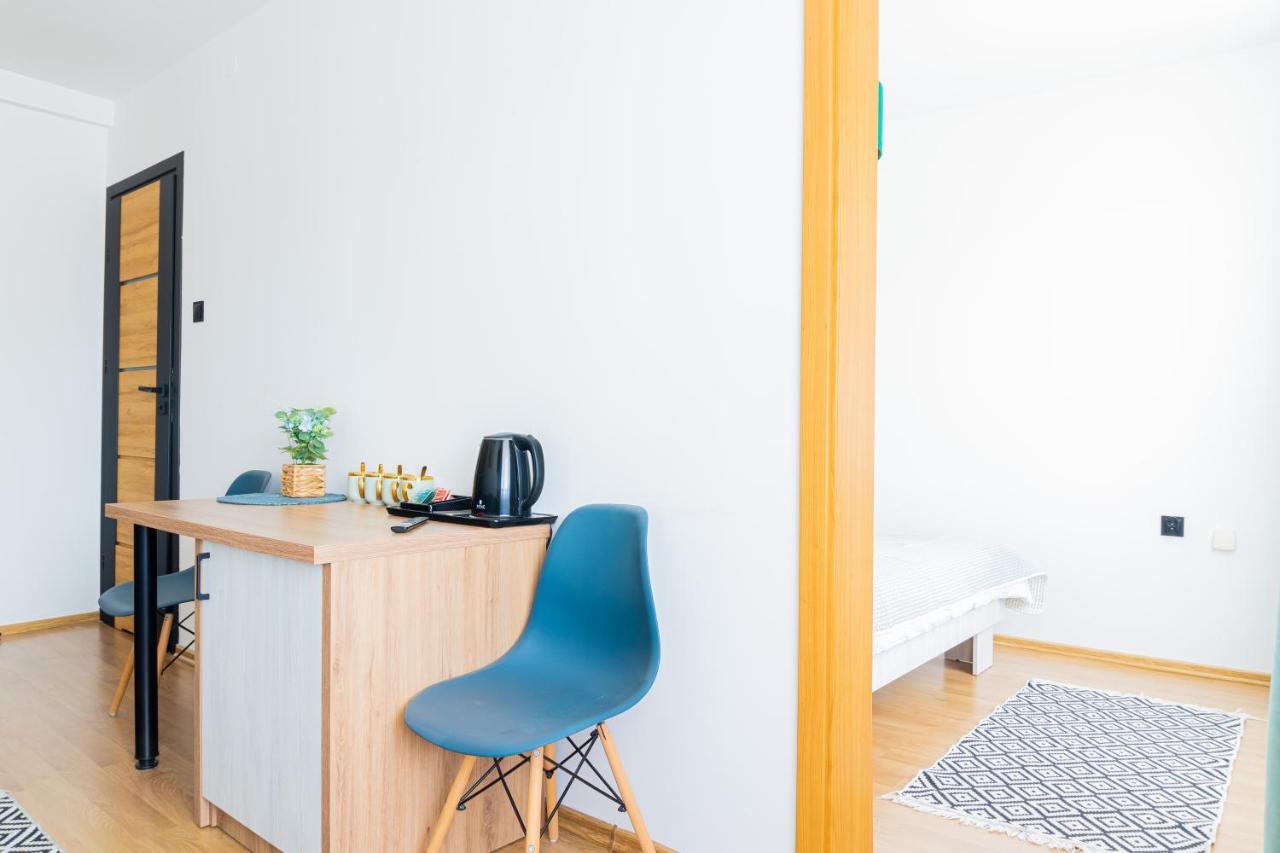 Studio-Apartment mit Balkon