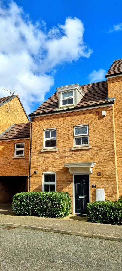 Your 4 Bedroom Townhouse - Superking Bed - B&B