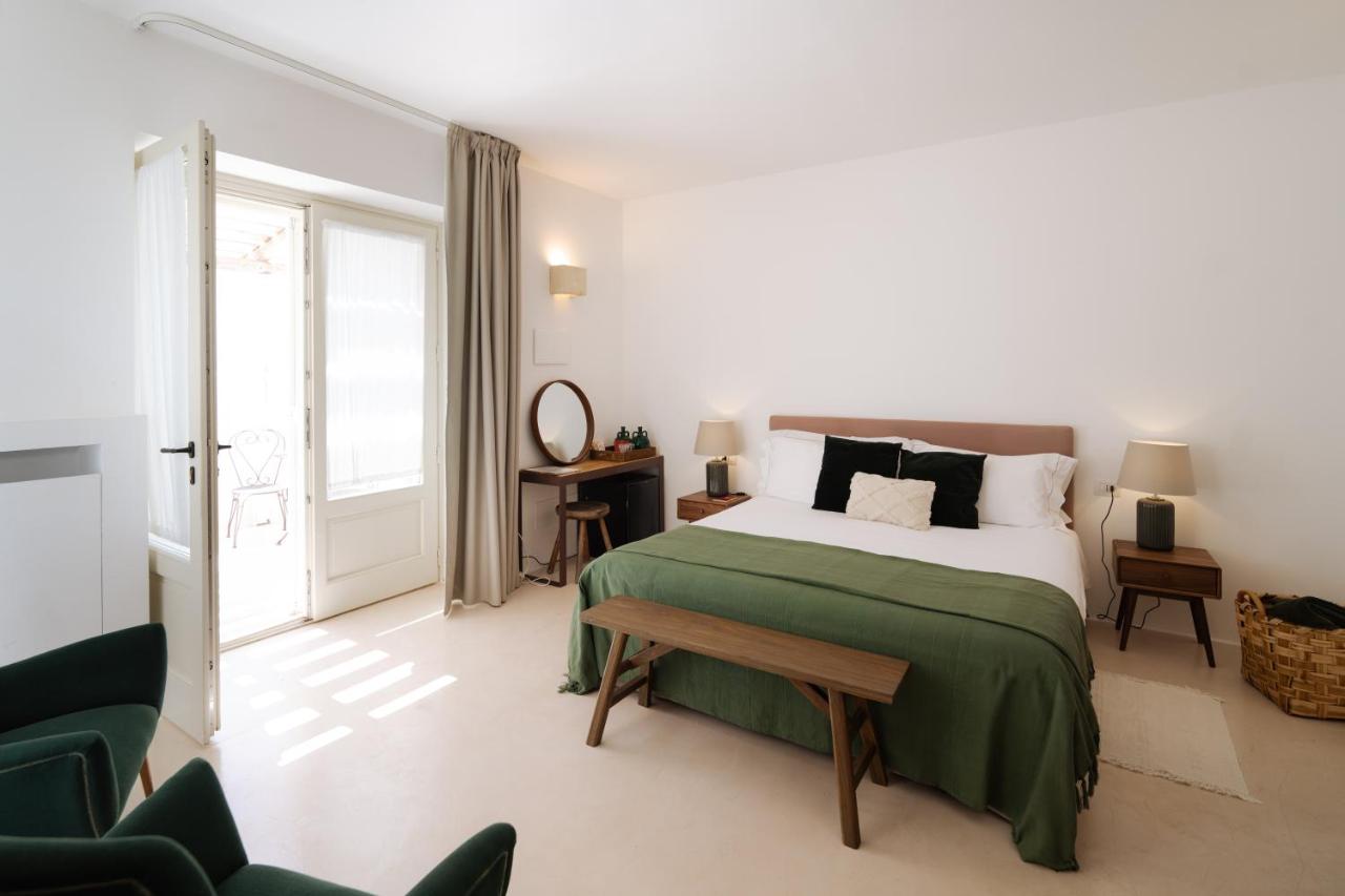 Deluxe Double Room with Garden View