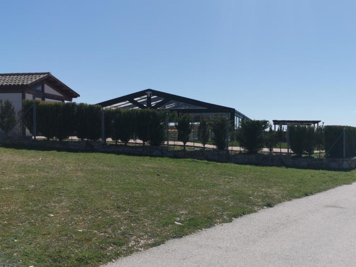 Apartamentos Rurales Alvado - B&B Tamajón