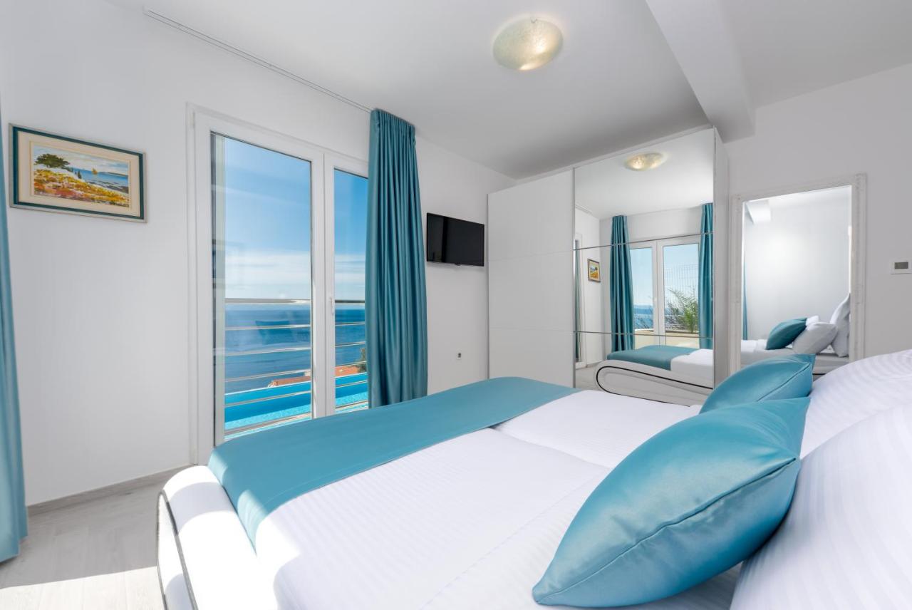 Three-Bedroom Apartment with Sea View