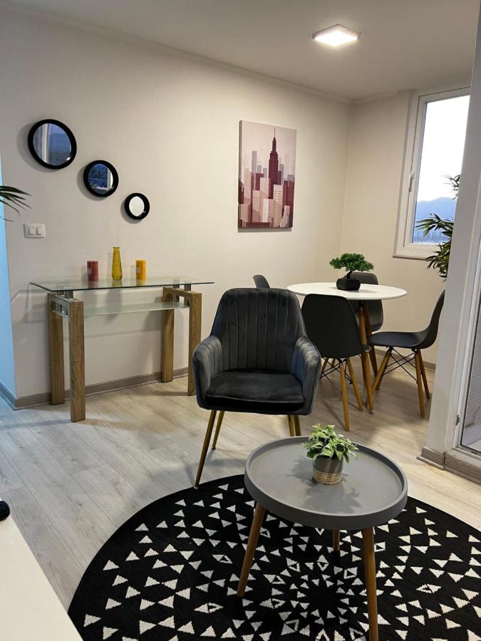 Departamento de paso al costado de panamericana 5 , parking , wifi - B&B