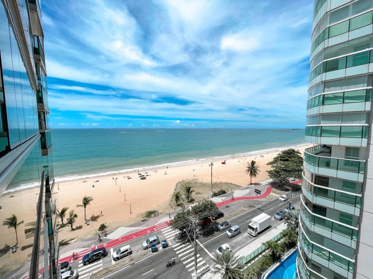 Lindo apartamento na Praia da Costa - Bed and Breakfast