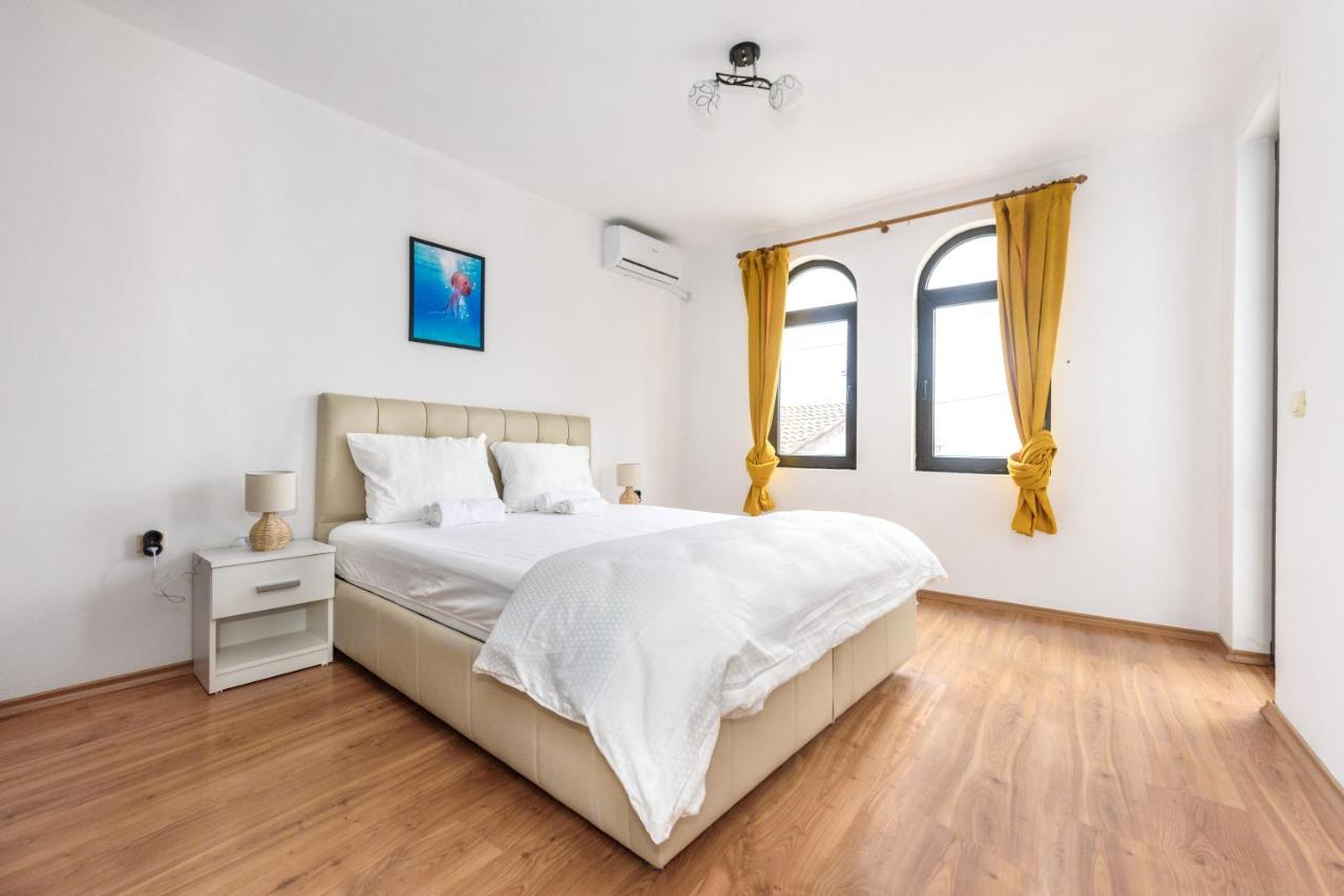 La Vista 1 - B&B Veliko Tărnovo