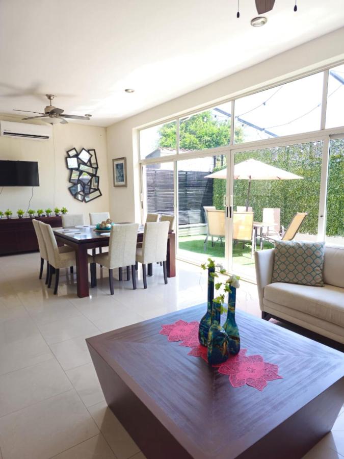 Casa con 4 camere da letto
