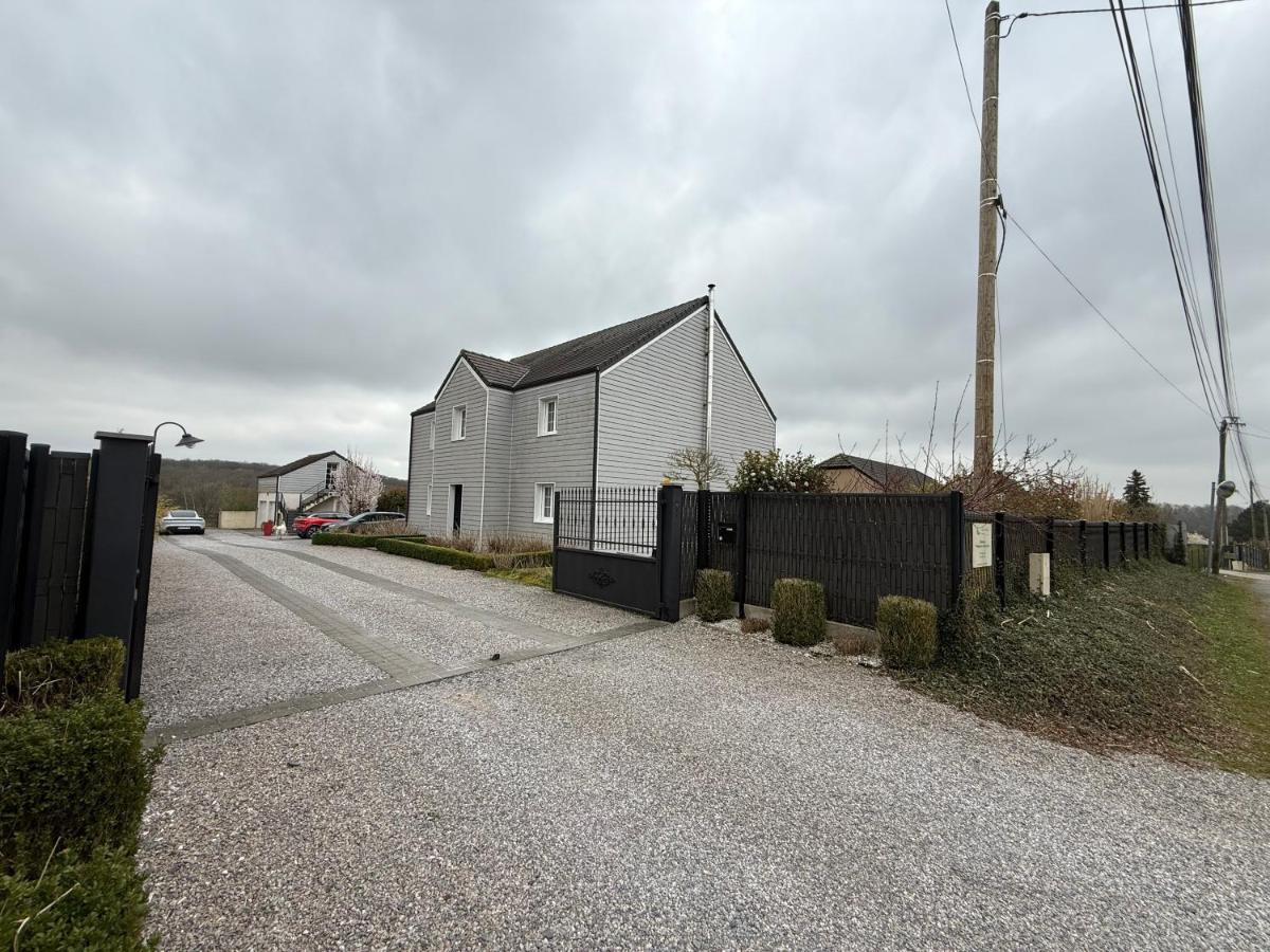 Capsule villa champêtre piscine billard - Chambres d’hôtes Ferrière-la-Grande