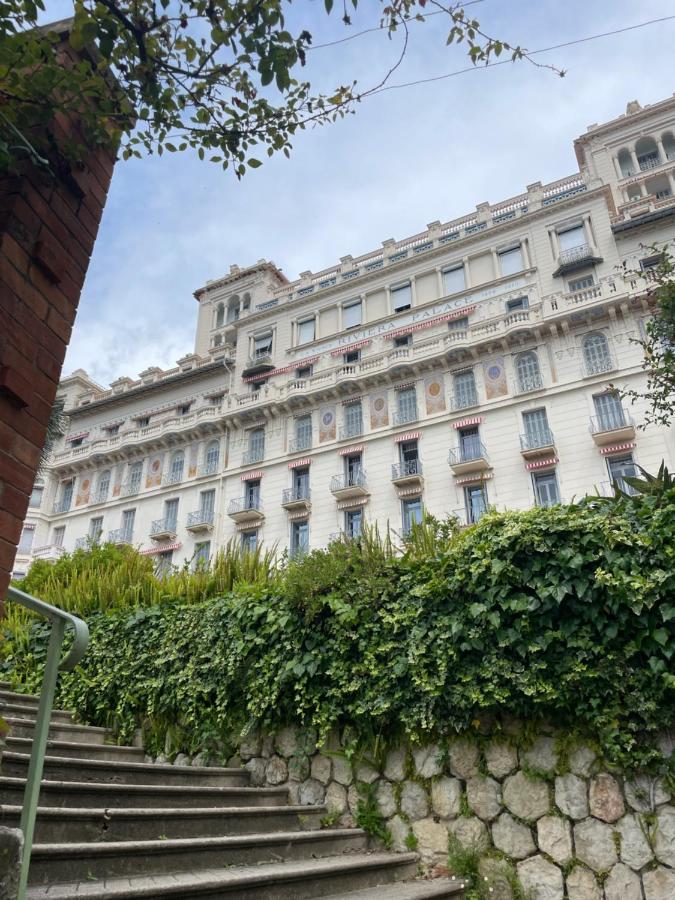 Appartement Ombragé 44m2 Riviera Palace Belle-Epoque, Restomod et Literie Prestige - B&B