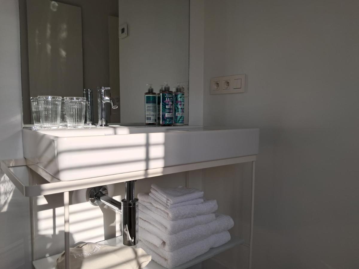 Zweibettzimmer mit Badewanne