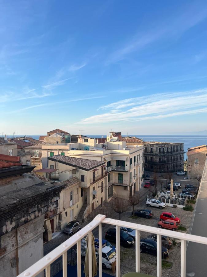 Tra Vicoli e Palazzi Apartment - B&B Tropea