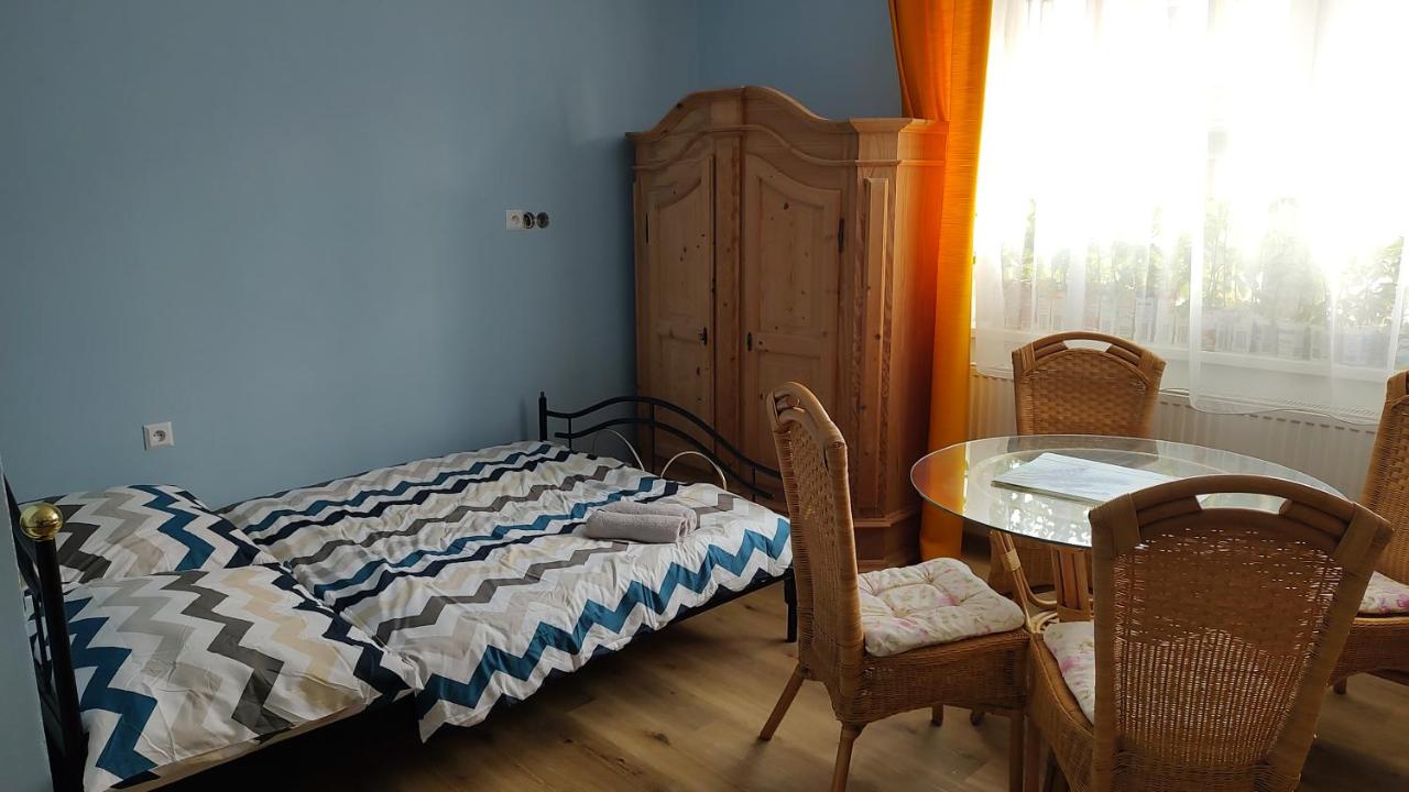 Quadruple Room with Private Bathroom