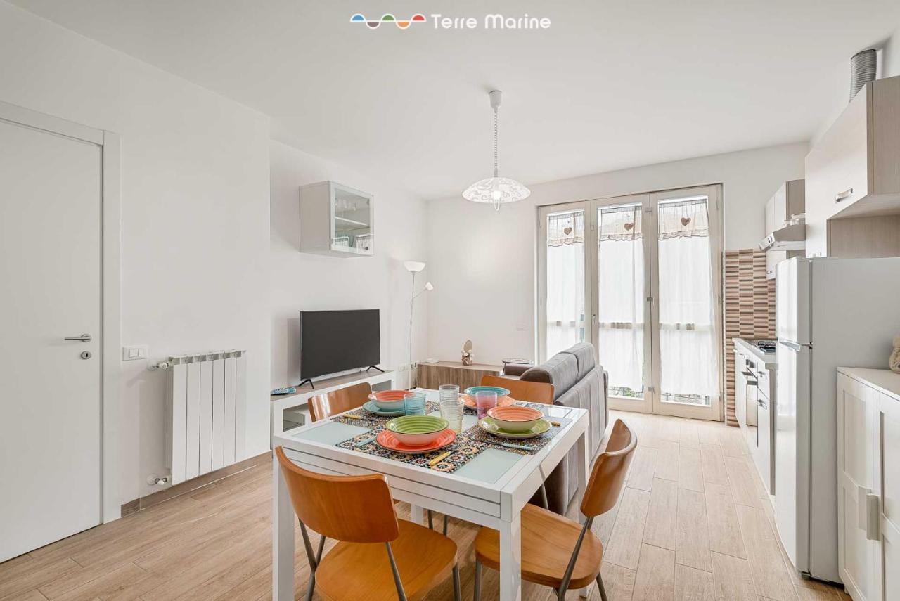 Cherry, Terre Marine - B&B Riccò del Golfo di Spezia