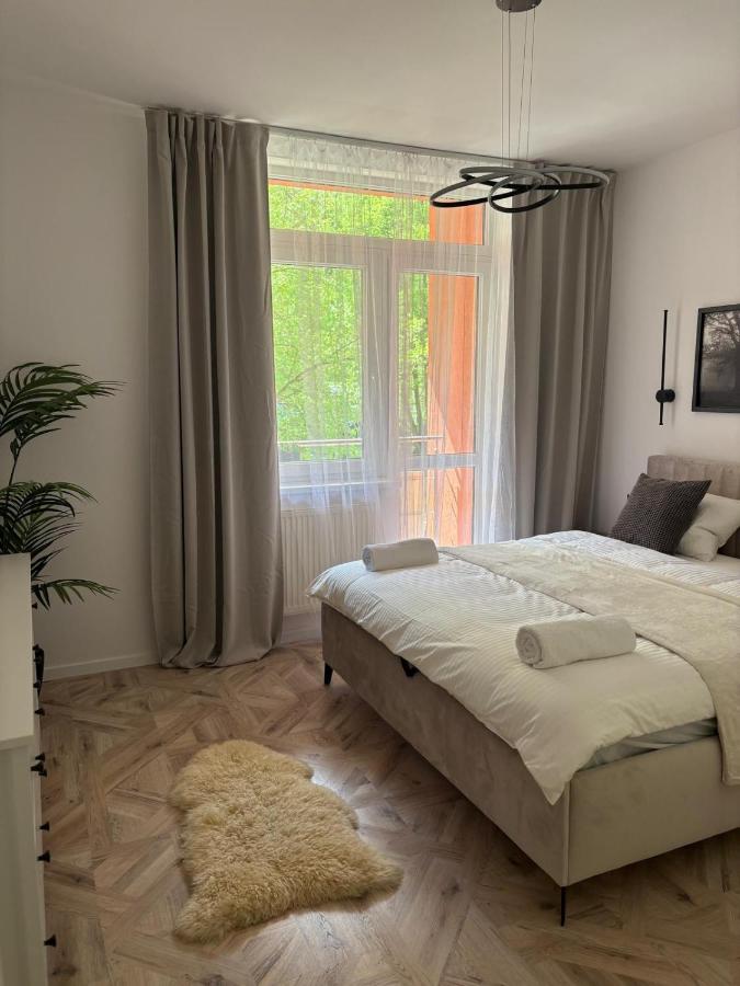 Apartment mit Aussicht und Balkon