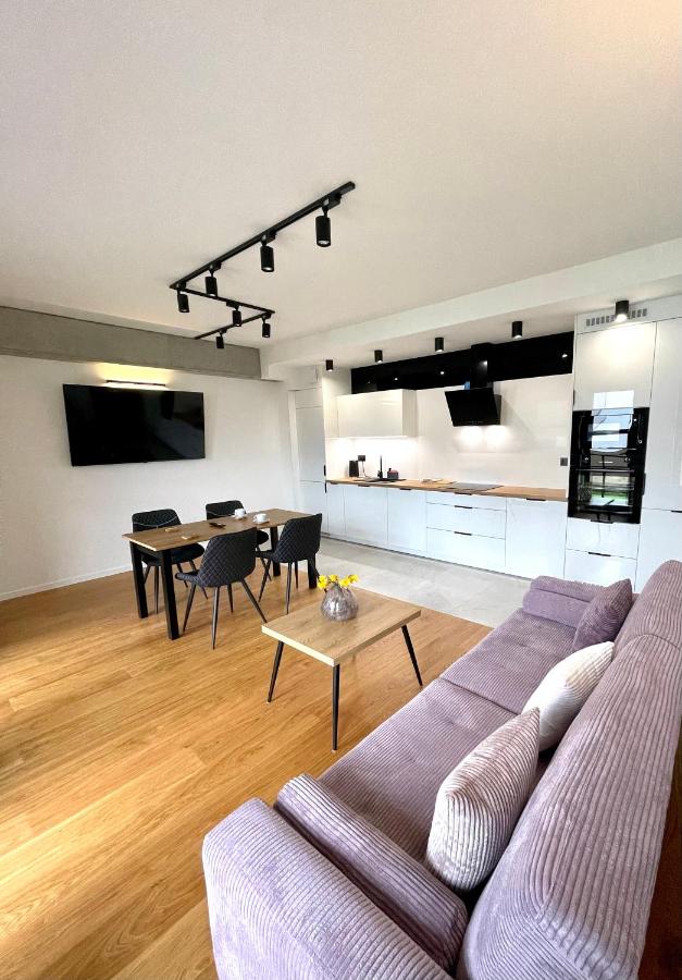 NS Żeromskiego apartament 6 - Luksus w centrum miasta - B&B